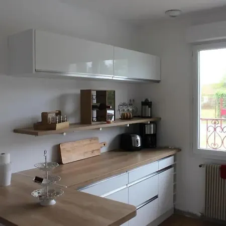 Maison De Famille Avec Piscine فندق